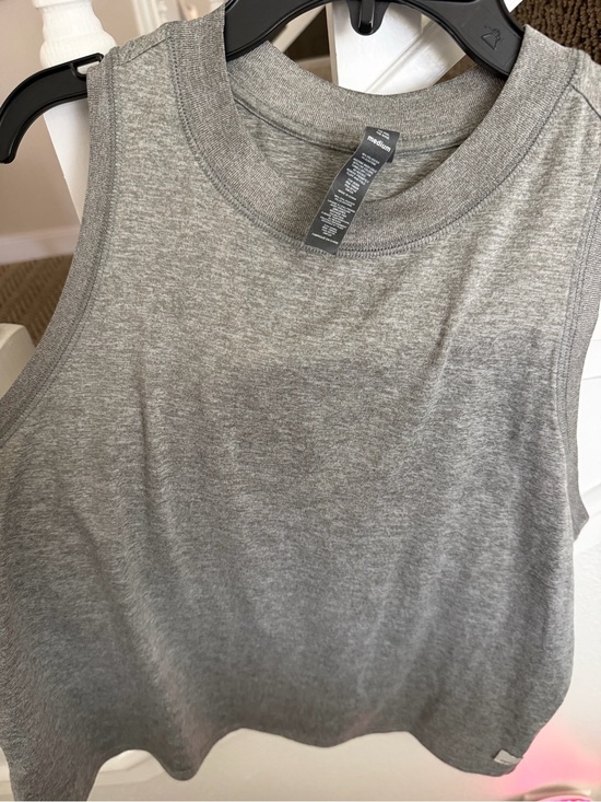 Vuori Tops - Vuori Gray Sleeveless Muscle Tank